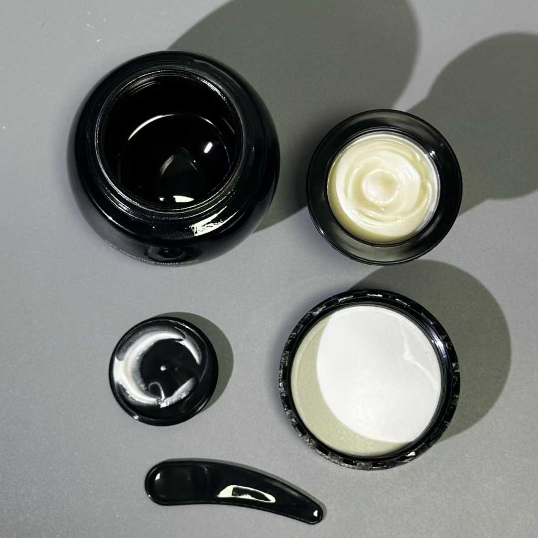 베스트셀러 나이트 케어 아이크림 15ml 향수 - Night Cream 리뷰 및 가격